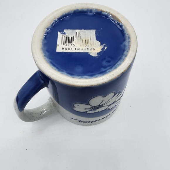 Dogwood Flowers North Carolina Souvenir molded stoneware coffee mug. APS Vintage - Picture 5 of 5